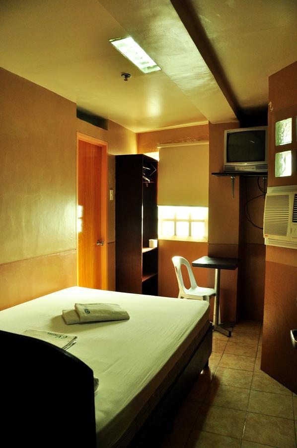 Gv Hotel - Talisay City מראה חיצוני תמונה