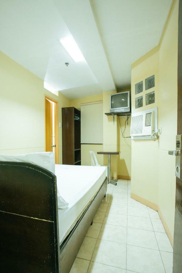 Gv Hotel - Talisay City מראה חיצוני תמונה
