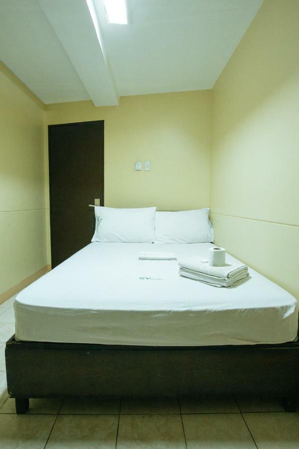Gv Hotel - Talisay City מראה חיצוני תמונה