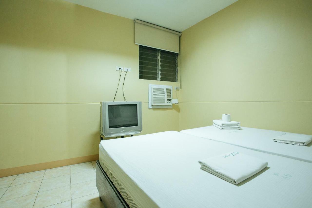 Gv Hotel - Talisay City מראה חיצוני תמונה
